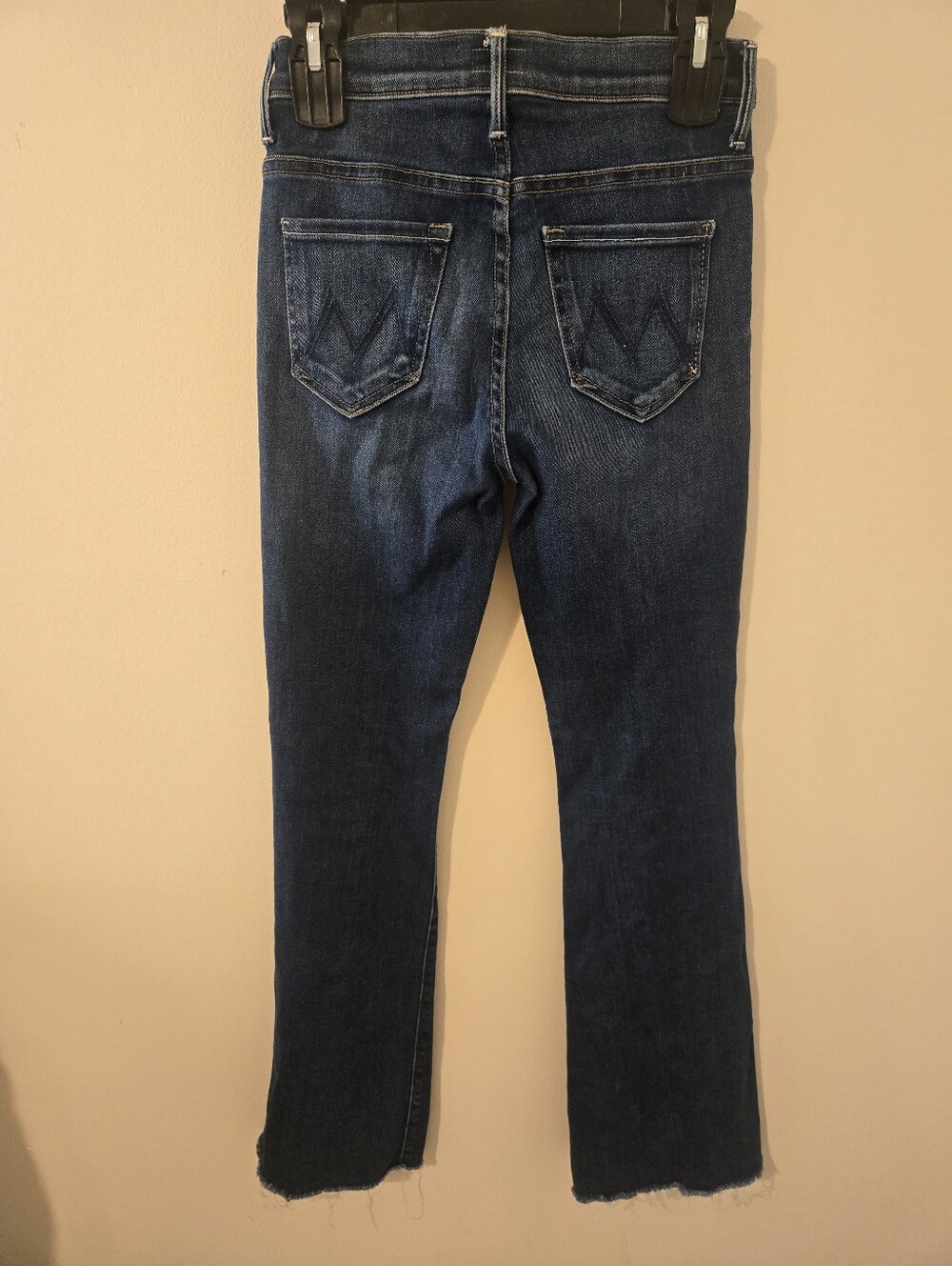 MOTHER The Weekender Fray Jeans Women's 25 Sweet and Sassy Bootcut Raw Hem 30" - Picture 2 of 9